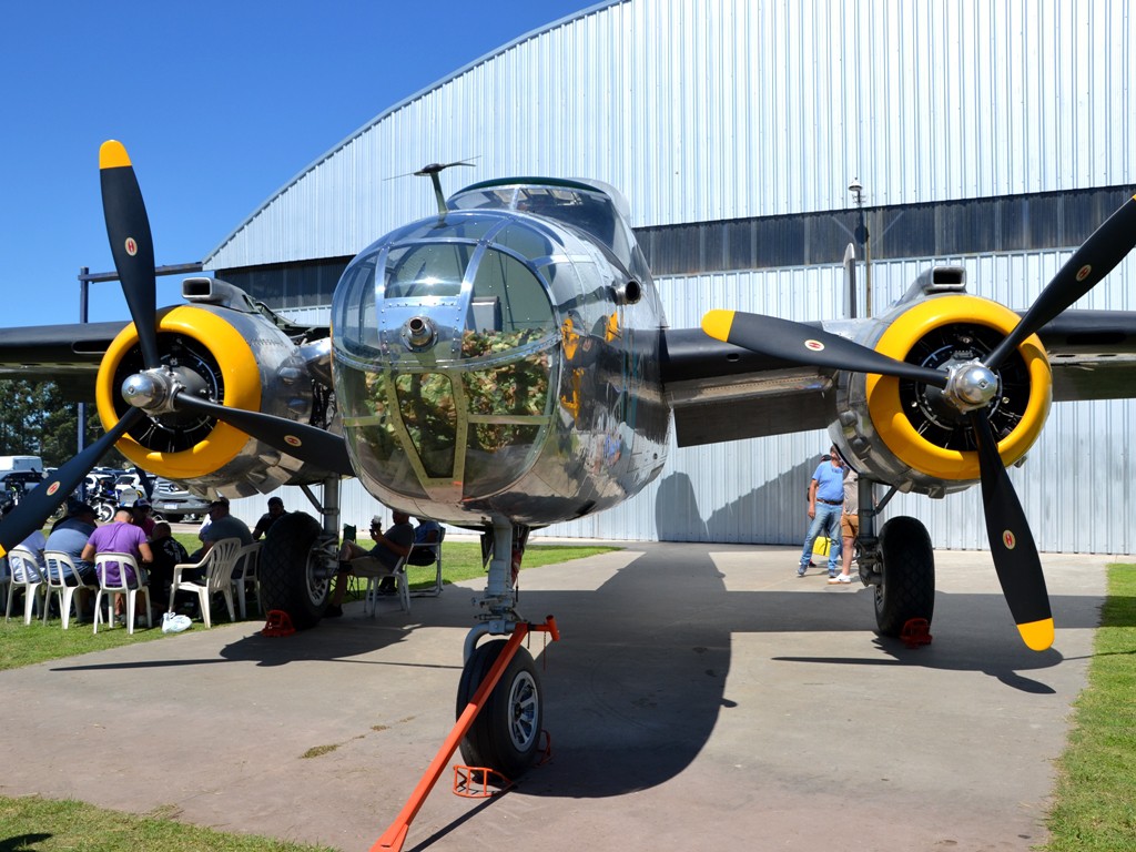 el B-25 Huaira Bajo está en proceso de restauración. Foto de la 40 Convención en Vuelo. 